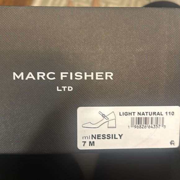 NWT Tan patent Marc Fisher Mary Jane block heel Size 7 - Picture 3 of 8